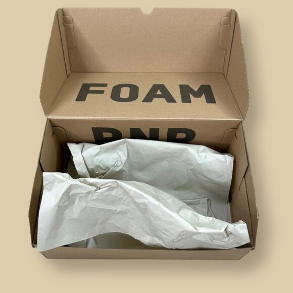 Vintage Y2K Adidas Yeezy Foam RNR Runners Mens 11 Onyx Black Shoes HP8730 - Picture 8 of 12